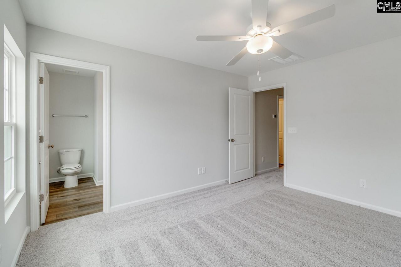 3046 Harborview Drive Photo 16