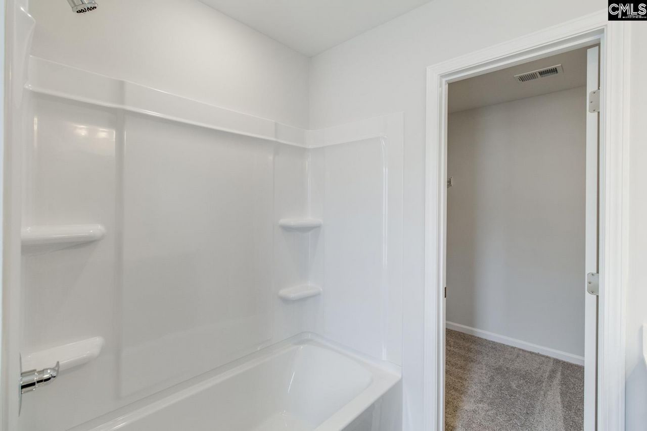 3046 Harborview Drive Photo 18