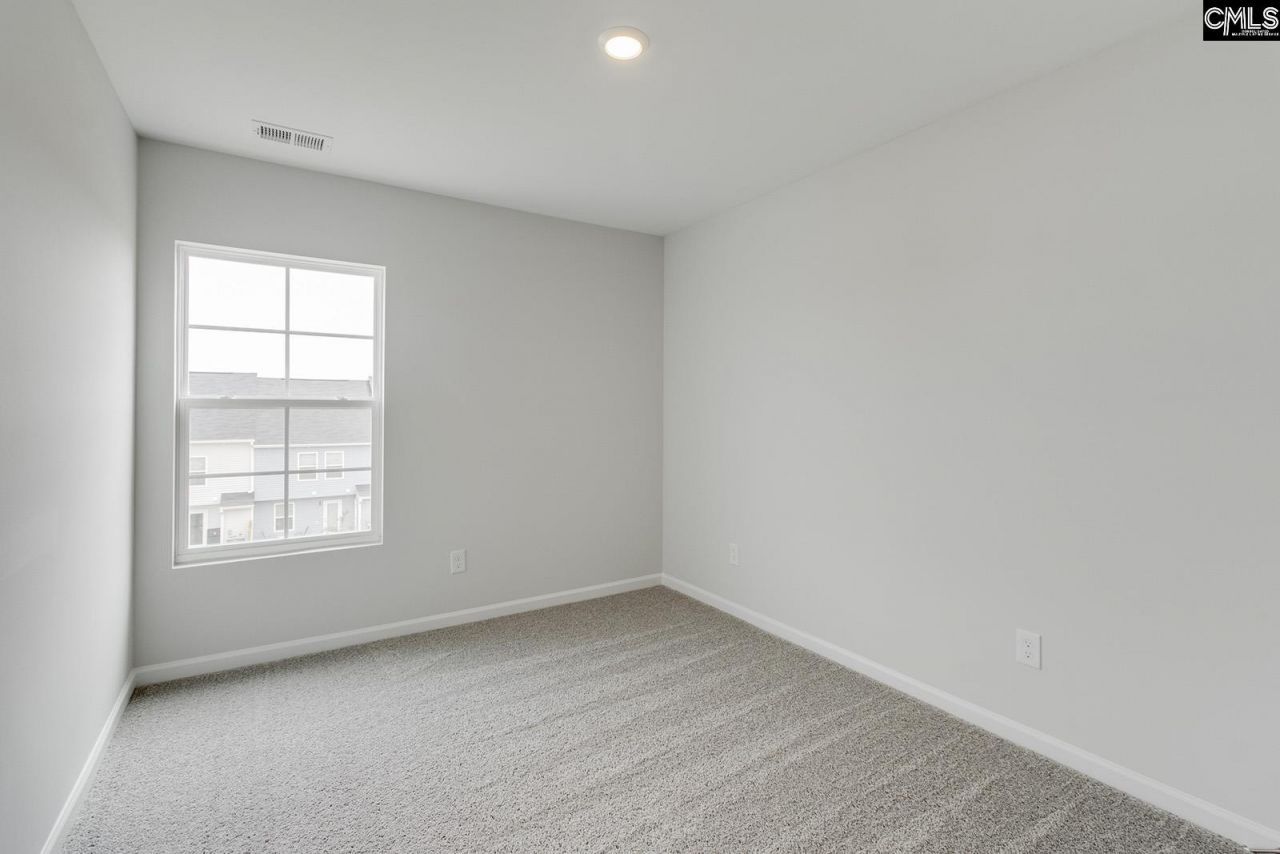 3046 Harborview Drive Photo 20