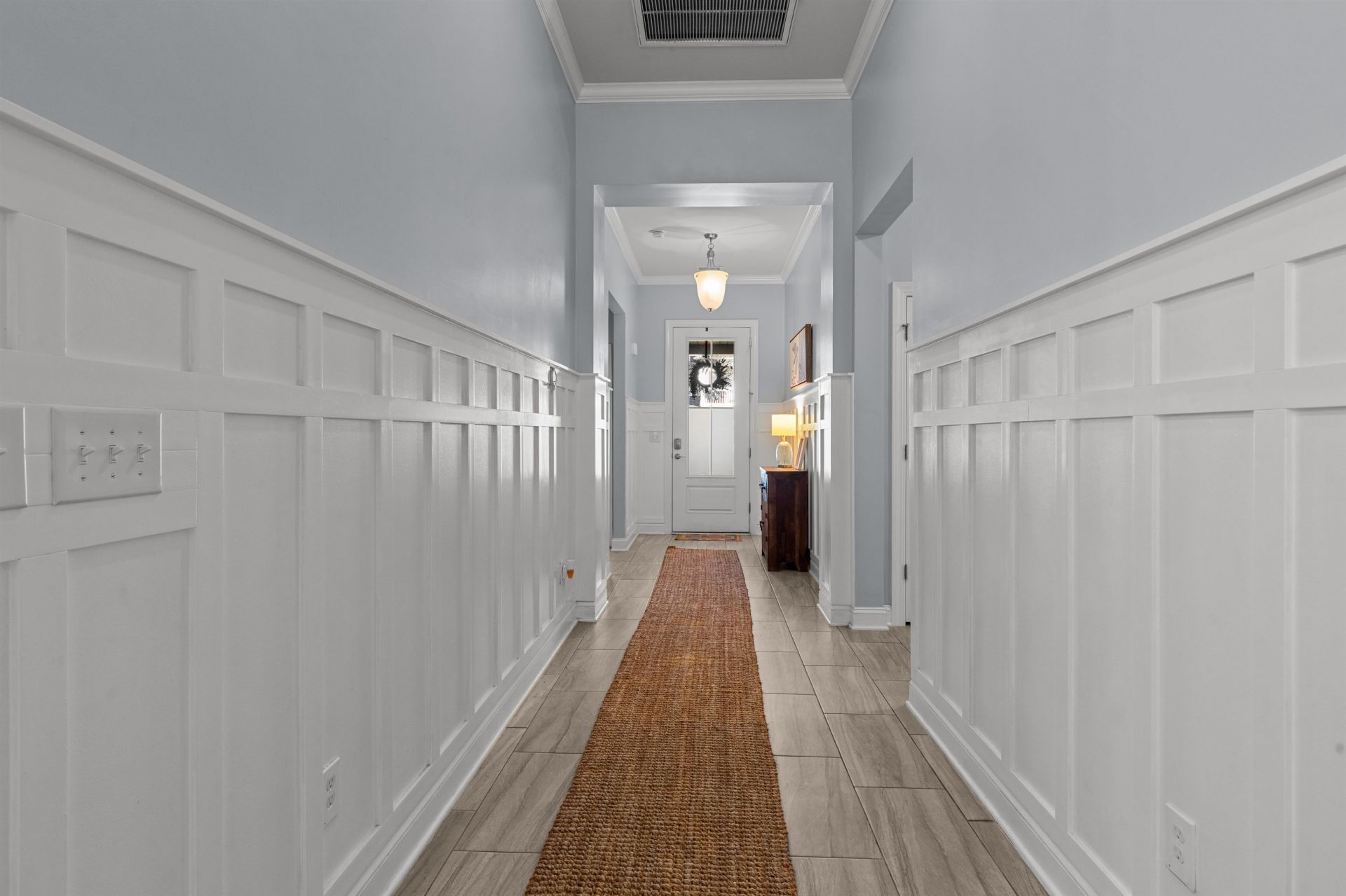 1491 Parish Way Photo 8