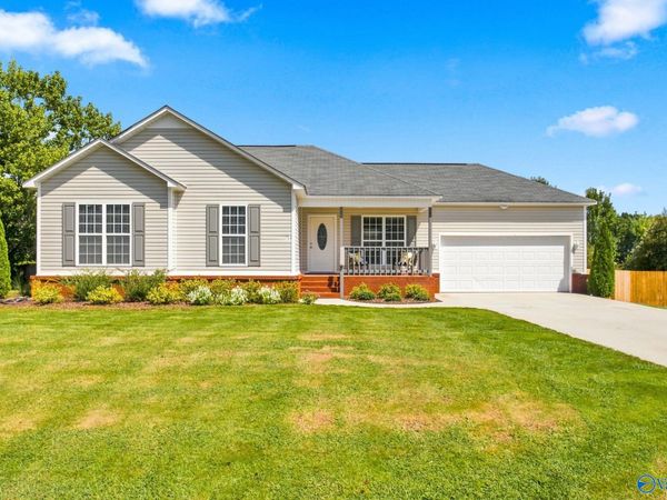 111 Tanner Ridge Circle, New Market, AL 35761