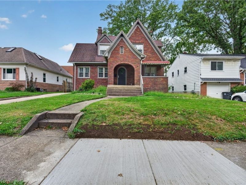 654 Moreley Avenue, Akron, OH 44320 Photo 1