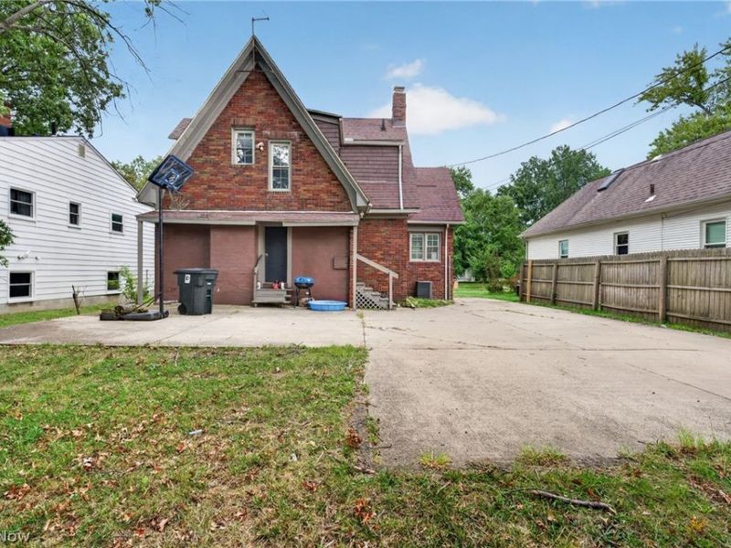 654 Moreley Avenue, Akron, OH 44320 Photo 22