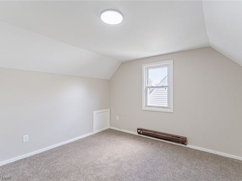 20211 Longbrook Road, Warrensville Heights, OH 44128 Photo 16