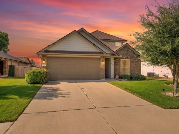 308 Moulins LN , Georgetown, TX 78626