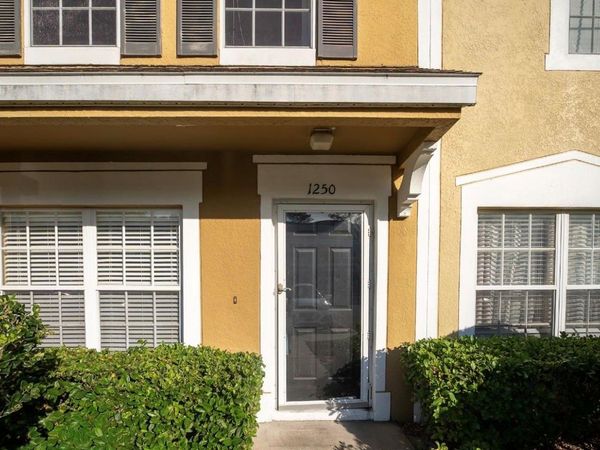 1250 REDONDO WAY , WESLEY CHAPEL, FL 33543