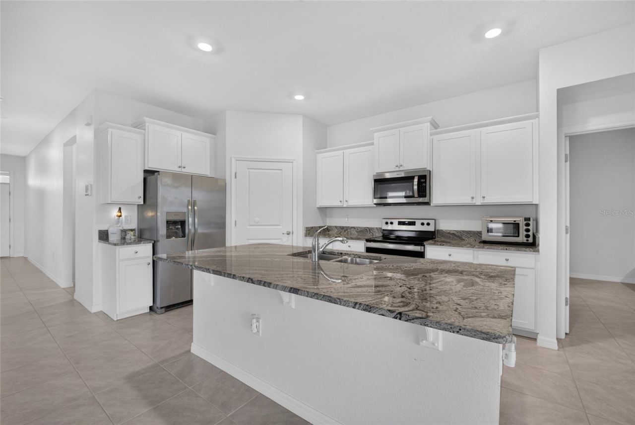 5232 NW 43rd Lane Road, Ocala, FL 34482 Photo