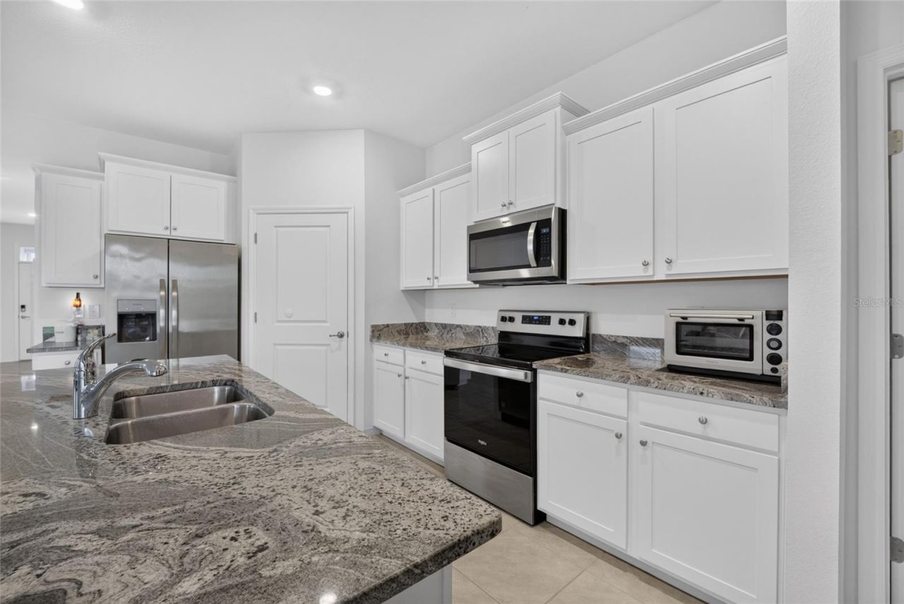5232 NW 43rd Lane Road, Ocala, FL 34482 Photo
