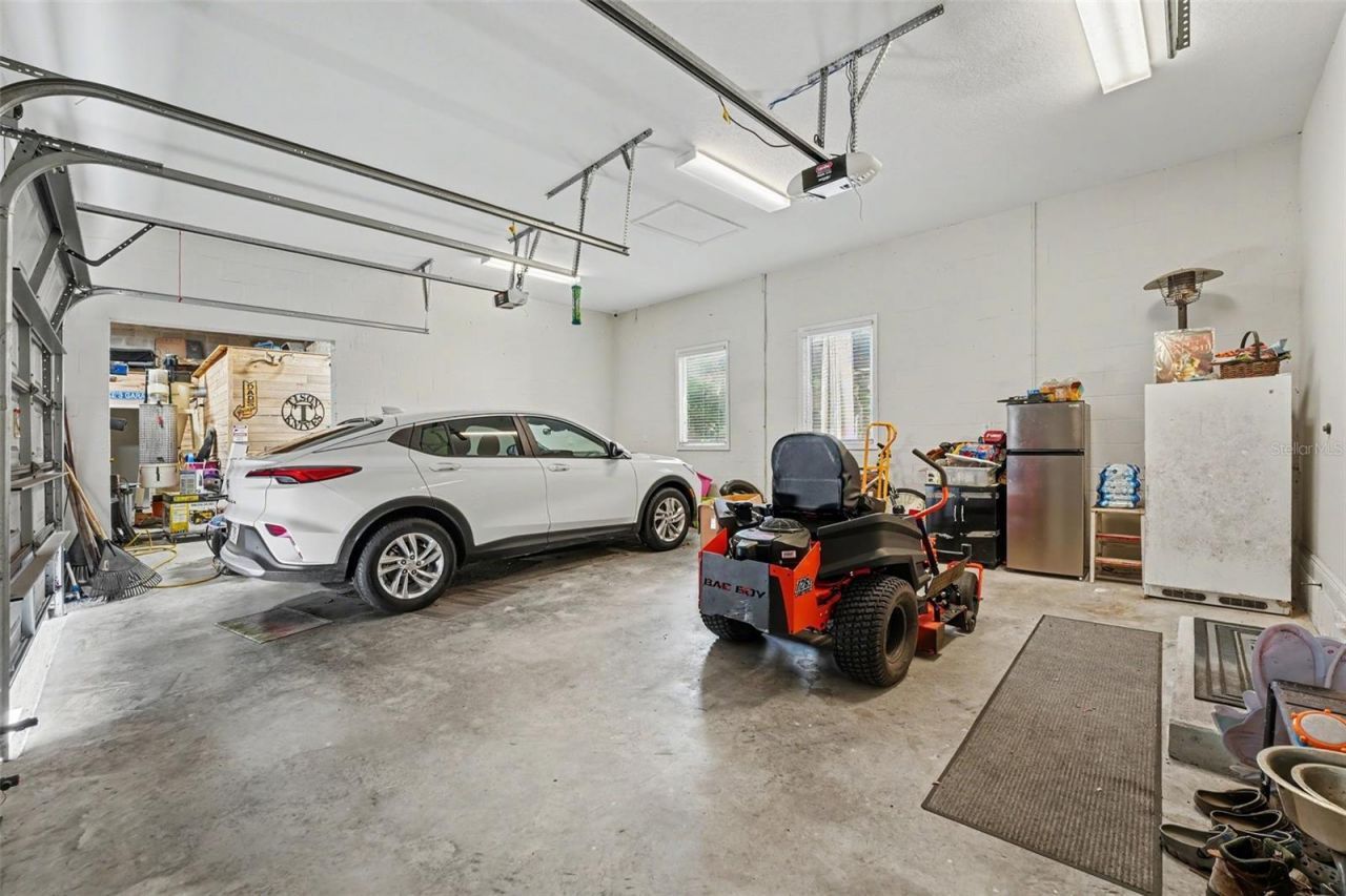 5231 Joe King Road , Plant City, FL 33567 Photo