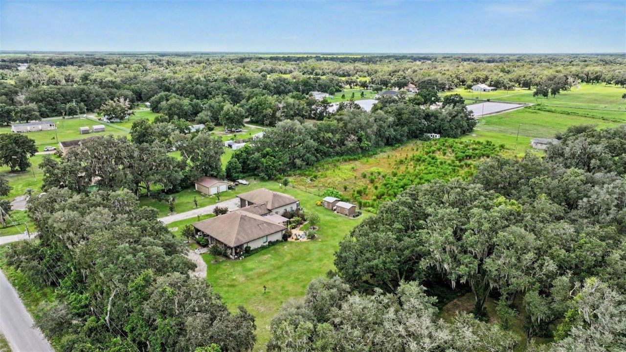 5231 Joe King Road , Plant City, FL 33567 Photo