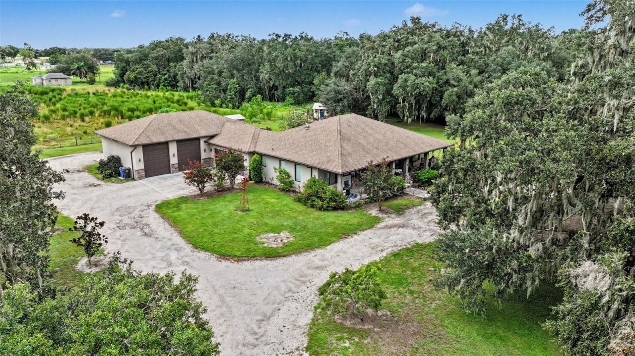 5231 Joe King Road , Plant City, FL 33567 Photo