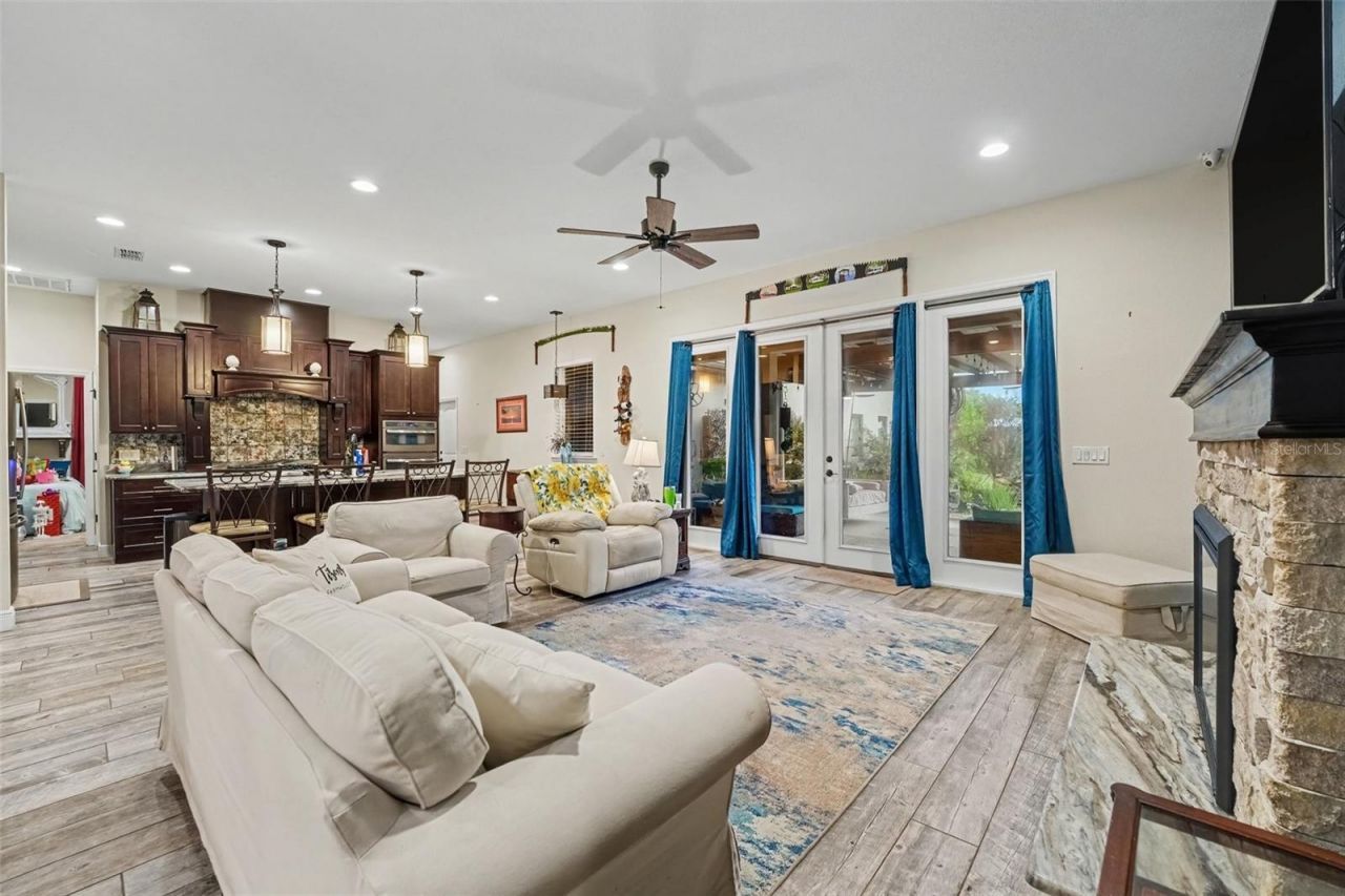 5231 Joe King Road , Plant City, FL 33567 Photo