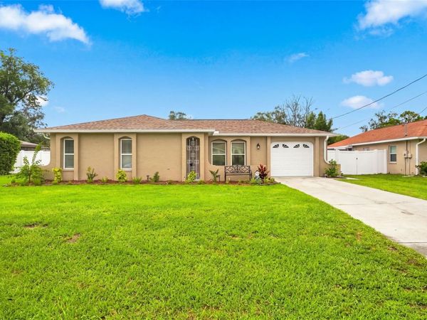 9122 DUPONT AVENUE , SPRING HILL, FL 34608
