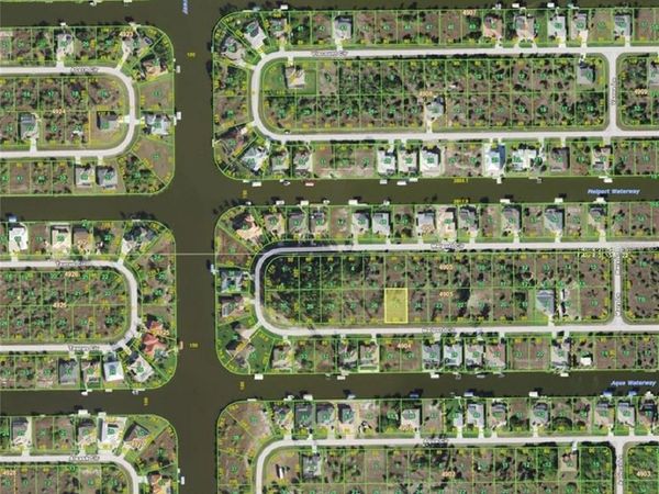 15769 MELPORT CIRCLE , PORT CHARLOTTE, FL 33981