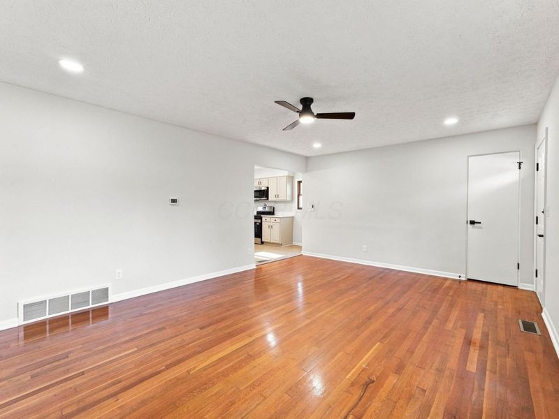 1554 Argus Road, Columbus, OH 43227 Photo 7
