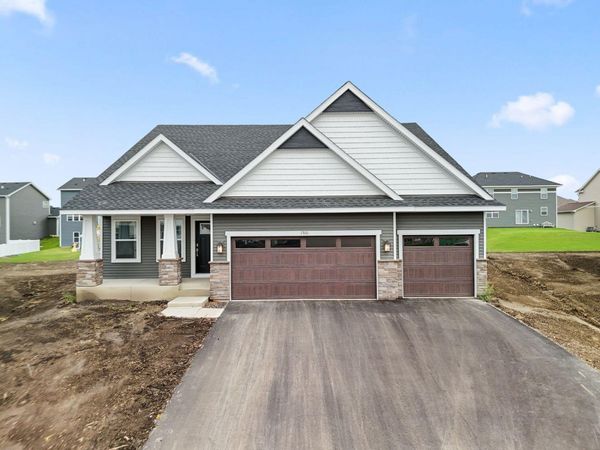 1910 Dogwood Court, Carver, MN 55315