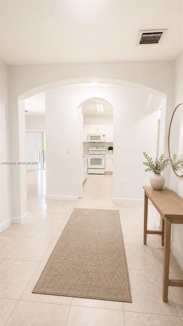 1570 NE 33rd Rd, Unit 103-11, Homestead, FL 33033 Photo