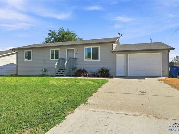 6212 NORTHDALE DR, Black Hawk, SD 57718