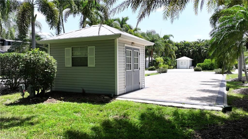10067 Parkwood Dr , Fort Myers, FL 33905 Photo