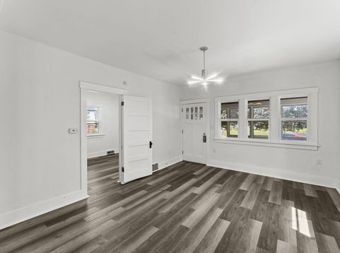 Main Photo