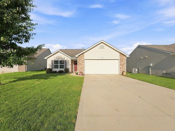 12311 Hummingbird Cove, Fort Wayne, IN 46845