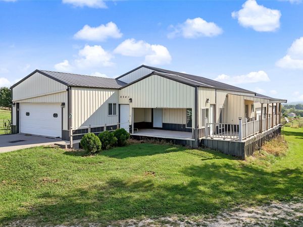 8541 Gear Street, Indianola, IA 50125
