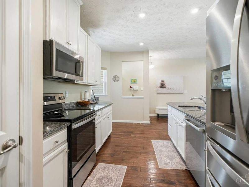 7884 Pinnacle Point Drive, West Chester, OH 45069 Photo 13