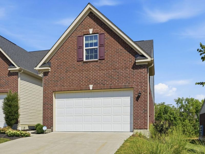 7884 Pinnacle Point Drive, West Chester, OH 45069 Photo 2