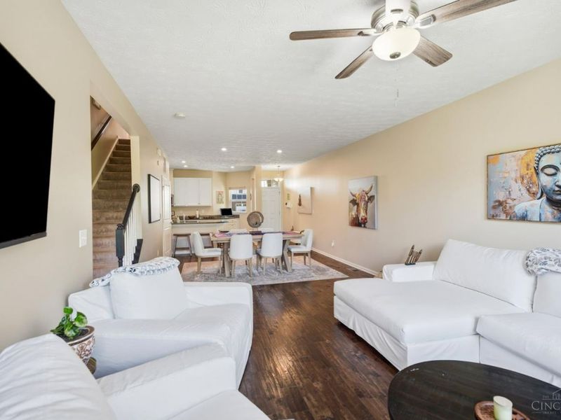 7884 Pinnacle Point Drive, West Chester, OH 45069 Photo 8