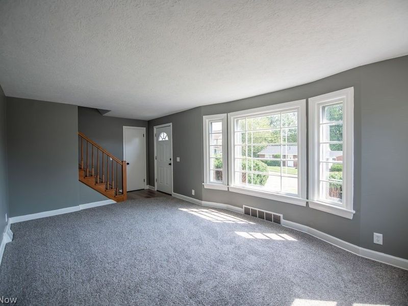 2415 Snyder Avenue NE, Canton, OH 44714 Photo 11