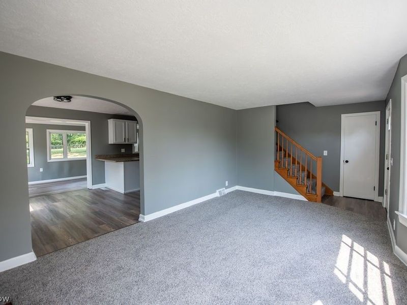 2415 Snyder Avenue NE, Canton, OH 44714 Photo 12