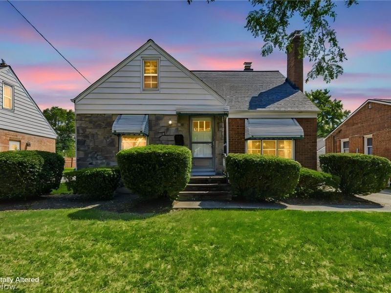 1613 Temple Avenue, Mayfield Heights, OH 44124 Photo 1