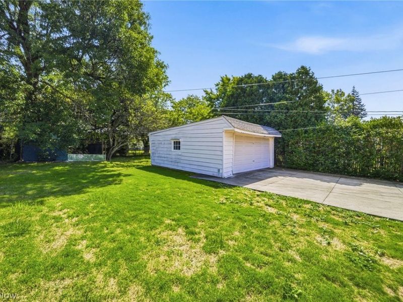 1613 Temple Avenue, Mayfield Heights, OH 44124 Photo 19
