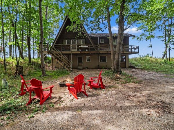4712 W Fox Farm Road, Manistee, MI 49660