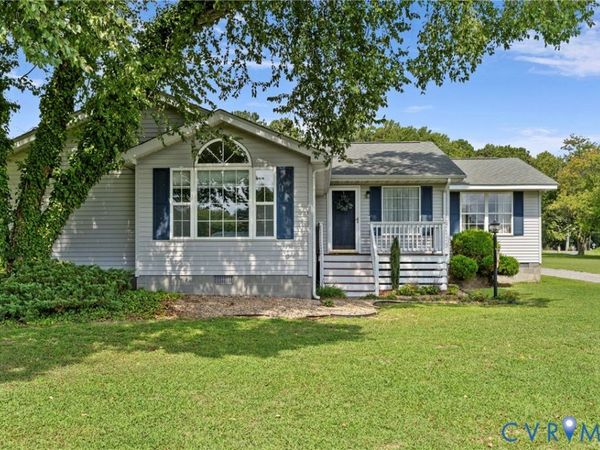 20 Lynns Lane, Wake, VA 23176