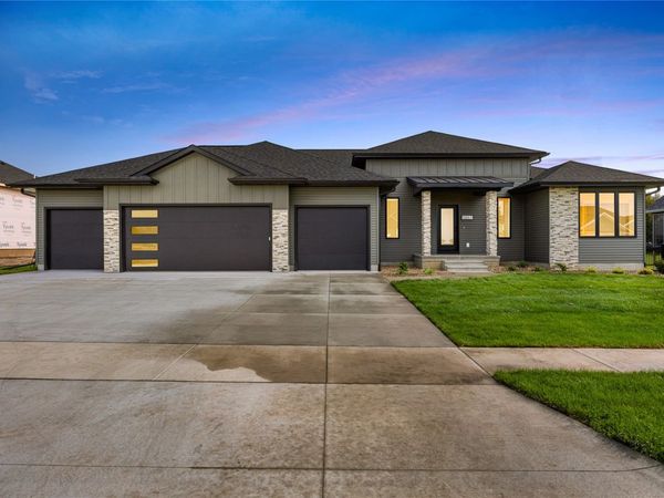 5557 Silver Rock Drive, Marion, IA 52302
