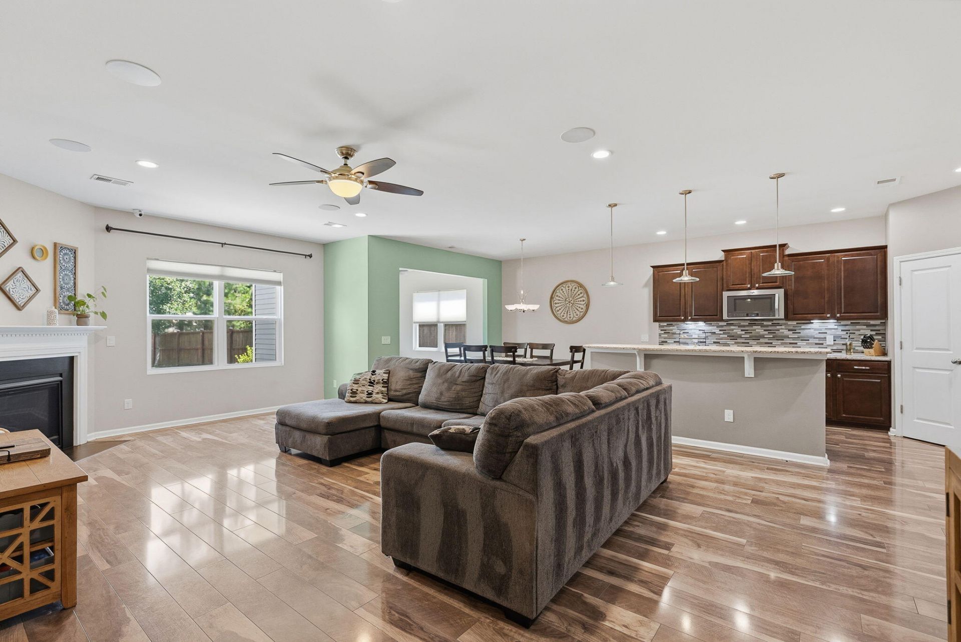 518 Stafford Springs Court Photo 7