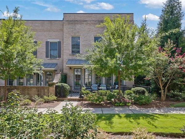 150 Forrest Alley, Roswell, GA 30075