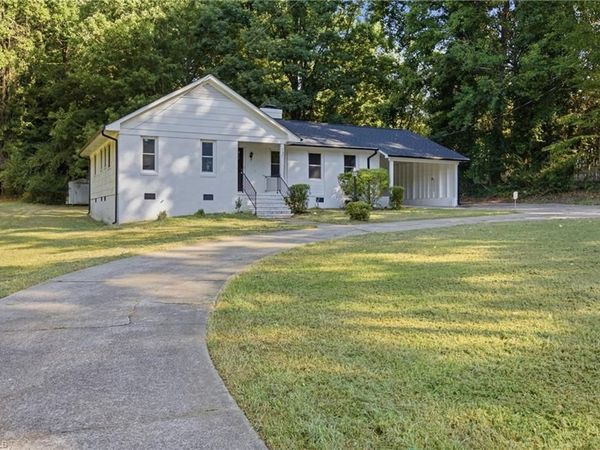 737 Lakeview Drive, Henderson, NC 27536
