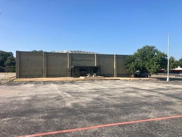 512 Palo Pinto Street , Weatherford, TX 76086
