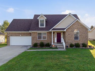5056 Paddock Loop, Lawrenceburg, KY 40342