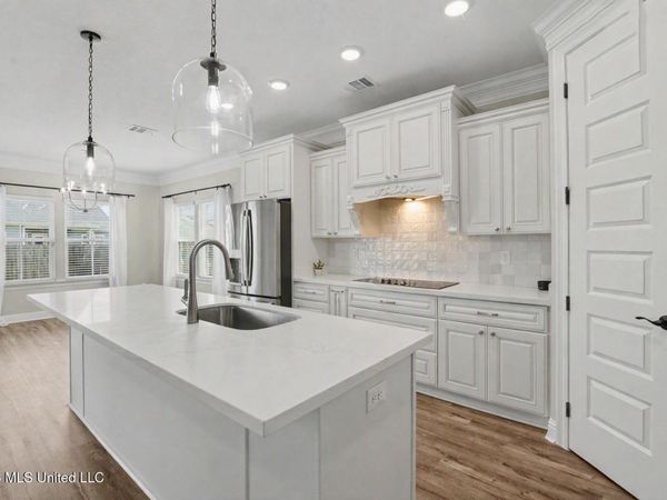 6710 Maurepas Circle, Ocean Springs, MS 39564