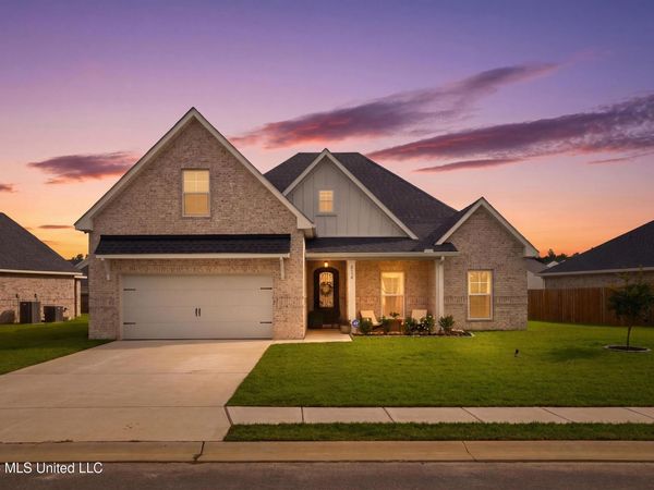 6710 Maurepas Circle, Ocean Springs, MS 39564
