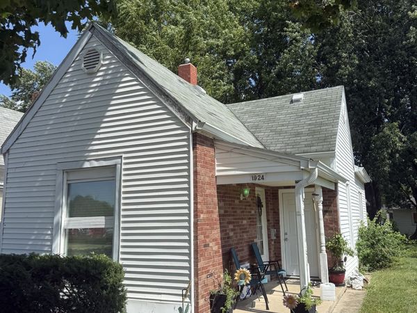 1924 Main Street , Anderson, IN 46016