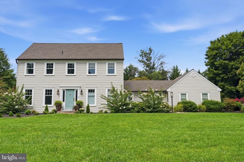 30 DUNKIN DRIVE , WASHINGTON CROSSING, PA 18977
