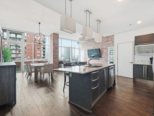 700 12th Ave S, Unit 605, Nashville, TN 37203