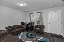 450 Ganton Court photo 4