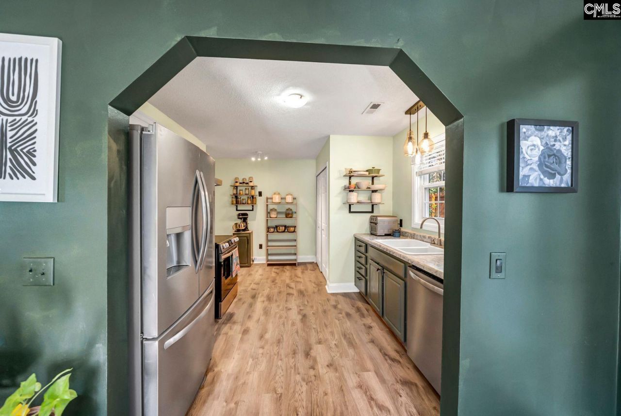 253 Montclaire Circle Photo 10