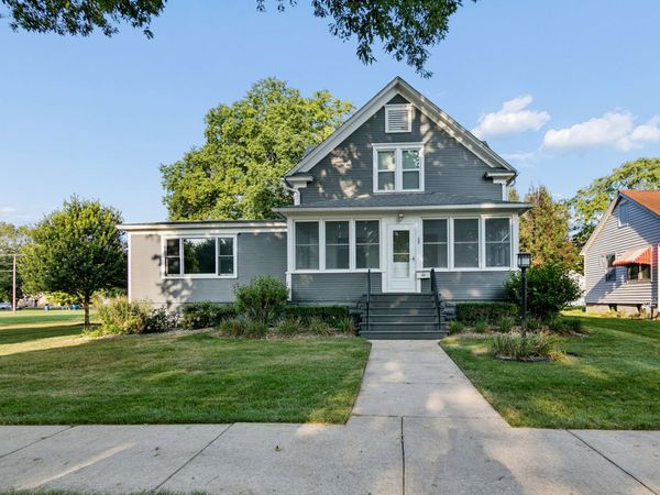 69 Hill Street , Momence, IL 60954