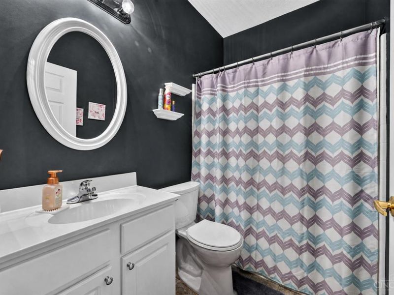 5413 Michelles Oak Court, Unit E, Green Township, OH 45248 Photo 12
